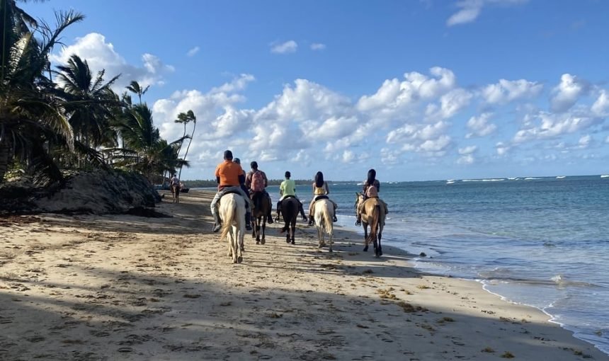 Horseback Riding Tour